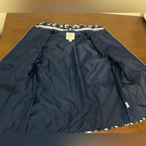 St Johns Bay snowflake outdoor puffer vest - Picture 4 of 5